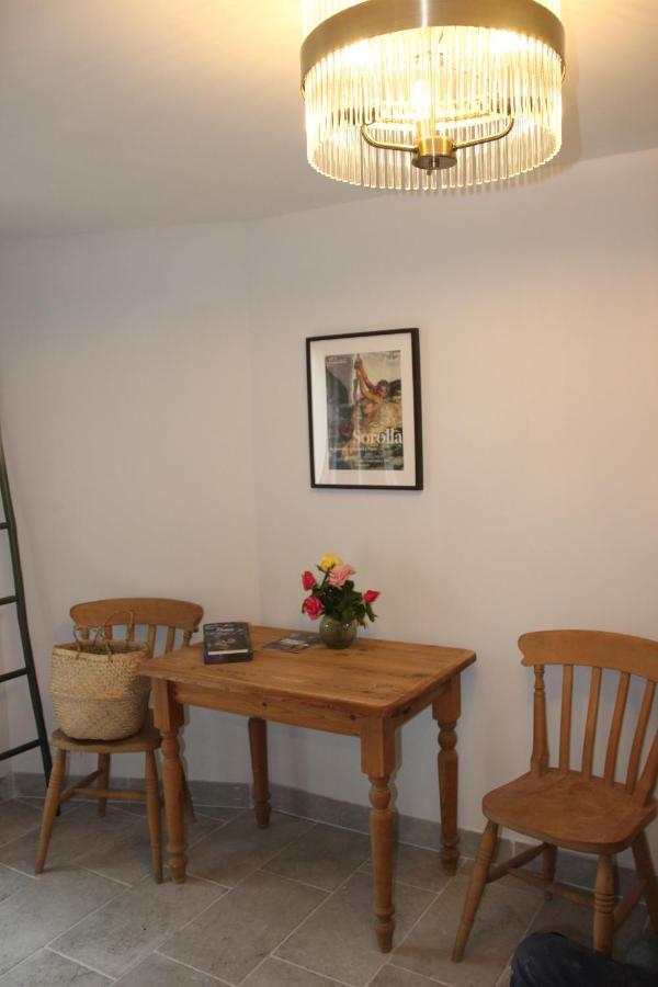 ジヴェルニー Belle Vue Terrasse Bed & Breakfast エクステリア 写真